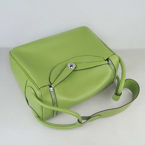 High Quality Replica Hermes Lindy 26CM Shoulder Bag Green